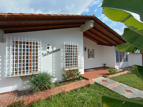 Casa En Venta, Alto Chama - Mérida