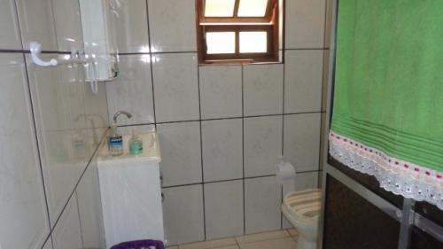 Imagem 10 de 14 de Casa Na Praia De Itanhaém-chácaras Itamar 125m², 1dorm. 2700