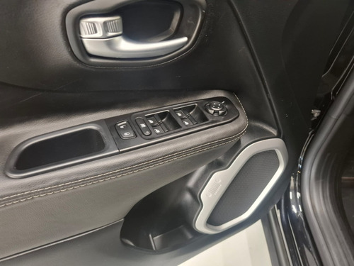Jeep Renegade 1.8 16V FLEX LONGITUDE 4P AUTOMÁTICO