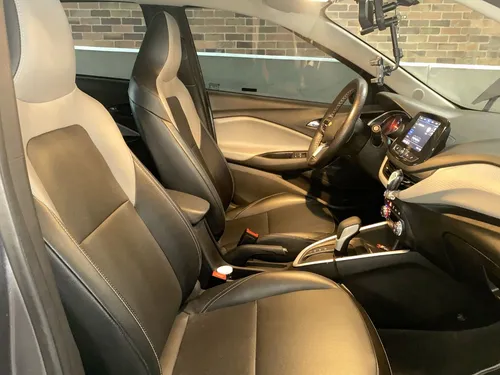 Chevrolet Onix 1.0T Premier Sedan At