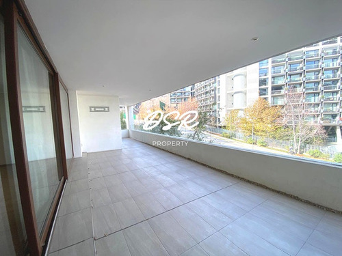 Excelente Depto De 3 D Mas Servicio Con Jardín Privado.
