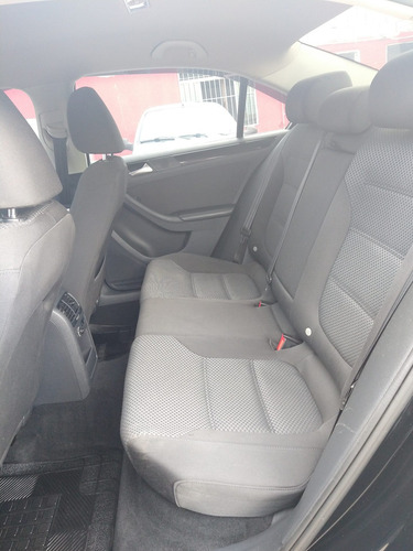Volkswagen Jetta 2.0 Comfortline Flex 4p Automática 2014