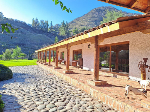 Buin Casona Estilo Chilena Condominio Hasparren