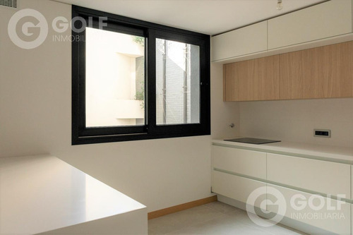 Imagen 4 de 30 de Vendo Apartamento De 3 Dormitorios Y Servicio, Patio. Con Renta. Golf