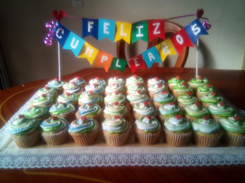 Imagen 6 de 8 de Ponquesitos Decorados