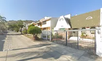 Comprar Casa Recuperación Bancaria, Paseo De Las Haciendas, Bugambilias, Zapopan, Jal. Dn*