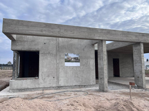 En Venta! Casa En Rio Cuarto Córdoba 1° Calidad - Barrio Patagones -