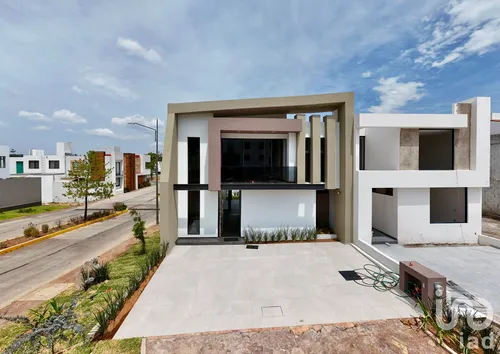 Venta Casa 4 Ambientes Los Olivos