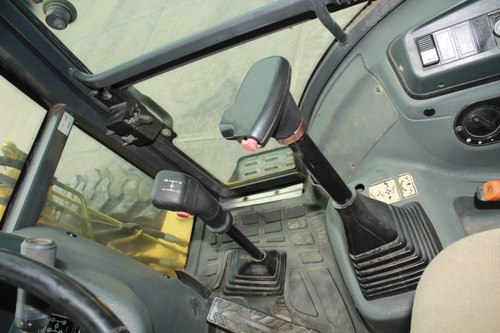 Retroexcavadora New Holland Lb90b 2008