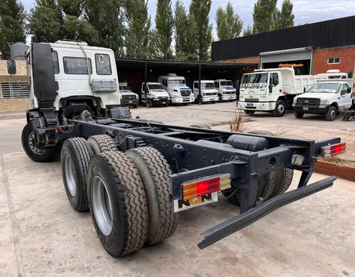 Iveco Tector 6x4 Con Toma De Fuerza Para Mixer Camión Nqnmaq