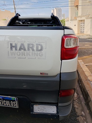 Fiat Strada 1.4 Hard Working Flex 2p