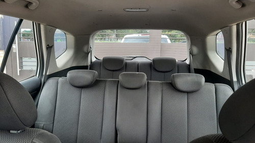 Kia Carens Rondo Ex 2.0l M/t