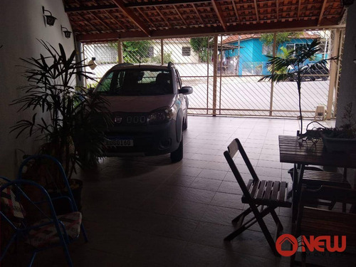 Imagem 3 de 11 de 3 Dormitórios, 2 Banheiros, Sala Com Sala De Jantar, Cozinha Grande Com Armários, Dispensa, Garagem 6 Carros, Varanda Com Churrasqueira, Lavander - So1023