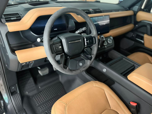 Land Rover Defender 110 V8 5.0 2023