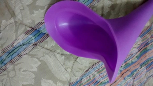Orinal Para Mujer De Silicon Camping Pesca Orinar Parada