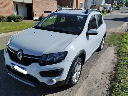 Renault Sandero Stepway 1.6 Privilege 105cv