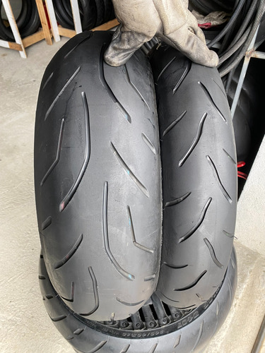 Pneus 120/70/17 E 180/55/17 Bridgestone Usados Bons Hornet (Usado)