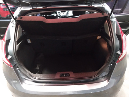 Ford Fiesta 1.6l Se Plus 2013