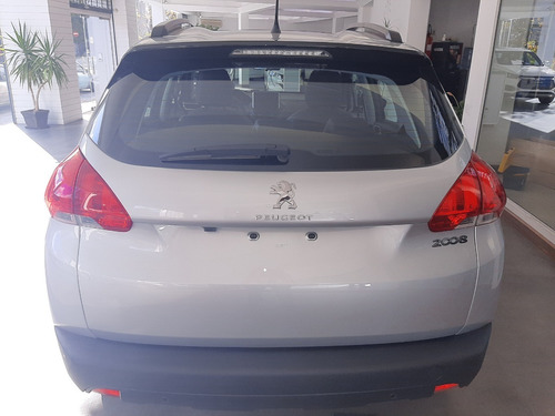 Imagen 6 de 12 de Peugeot 2008 Feline
