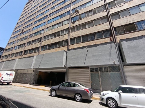 Local En Renta Frente A Parque Toreo Central 98.39m2