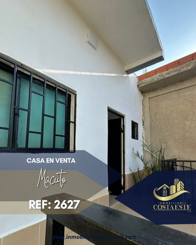 Casa En Venta Ubicada En Macuto, El Teleférico Ref 2627