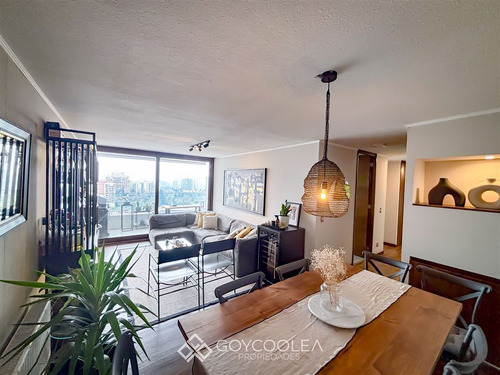 Departamento En Venta De 2 Dorm. En Lo Barnechea
