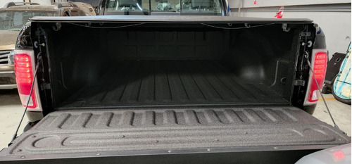 Imagen 21 de 25 de Ram 1500 At8 Laramie Nuevo Modelo 0km My23 En Stock