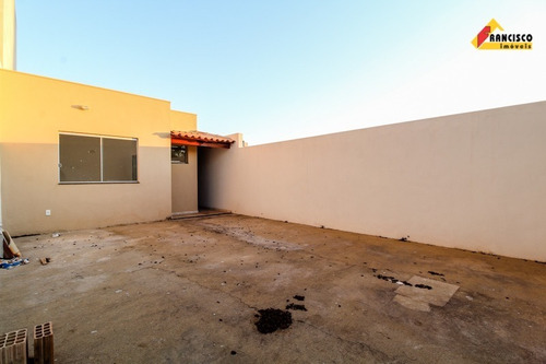 Imagem 13 de 15 de Casa À Venda, 3 Quartos, 1 Suíte, 2 Vagas, Dona Quita - Divinópolis/mg - 28085