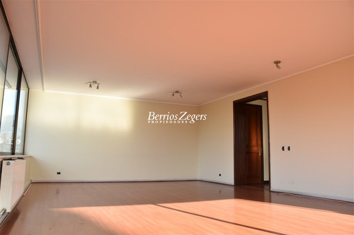 Departamento En Venta De 4 Dorm. En Vitacura