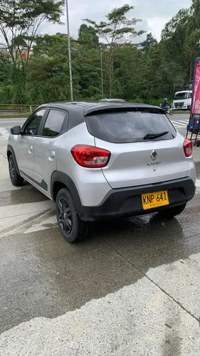 Renault Kwid KWID OUTSIDER MT 1000CC 12V 4AB ABS