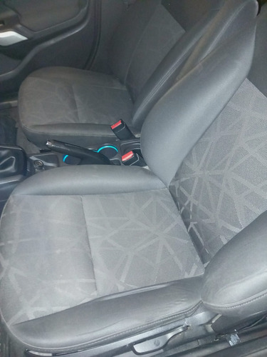 Ford Fiesta Kinetic Titanium