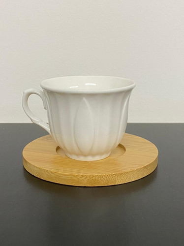 Jogo 2 Xícaras Café 60ml Pétalas Com Pires De Bambu Pracaza Cor Branco