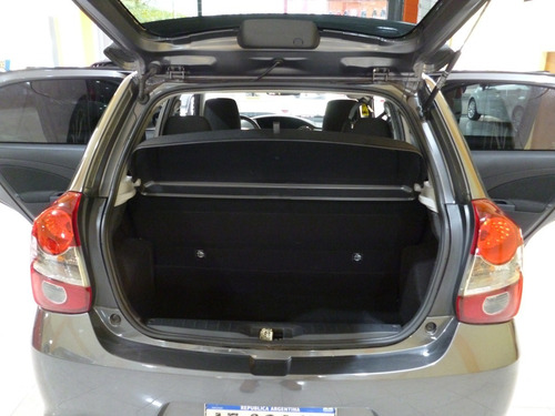 Imagen 15 de 15 de Toyota Etios Xls Aut 5p 2021