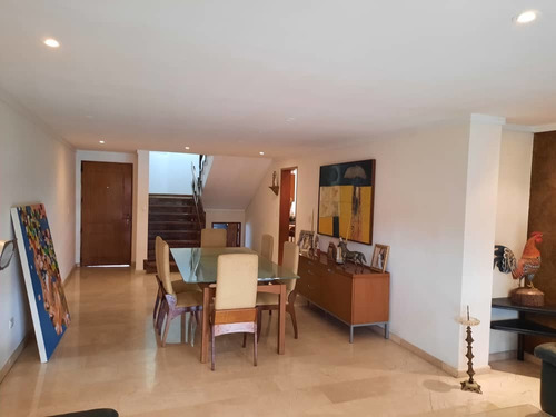Imagen 3 de 14 de Apartamento Town House - Lomas Prados Del Este - A B