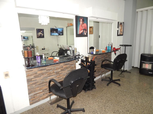 Venta Local Comercial Amplio - Dos Baños - Cocina