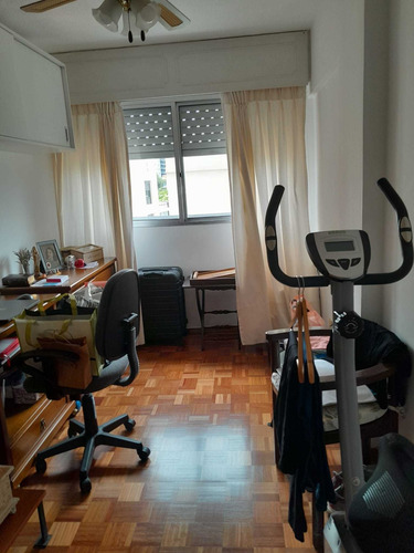 Imagen 13 de 15 de Venta Apartamento 2 Dormitorios Y Garaje Sobre 26 De Marzo Pocitos