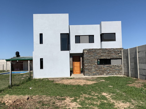 Imagen 1 de 22 de Hermosa Casa A Estrenar En Las Moras 1