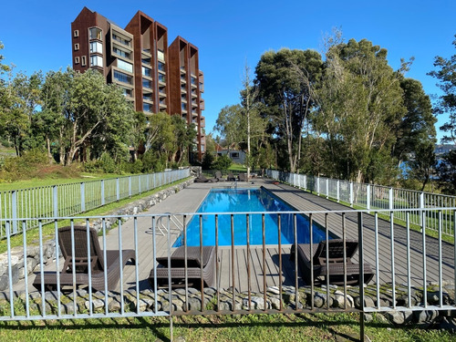 Departamento Frente Al Lago Con Playa Privada