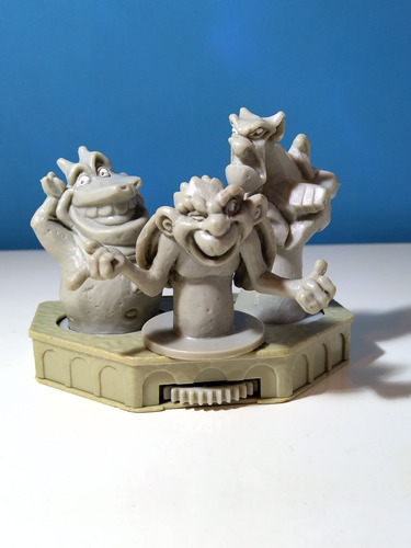 Figuras Victor,hugo Y Laverne Gargolas(jorobado Notredame) (Usado)