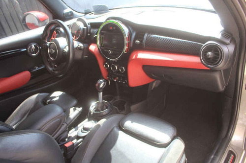 Imagen 12 de 15 de Mini Cooper S 2017 3p S J Cooper Works Hot Chili L4/2.0/t A