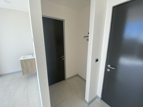 Oficina Médica En Arriendo Centro Pichimapu, Las Rastras, Ta