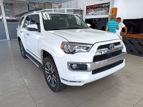 Imagen 2 de 15 de Toyota 4runner Limited 4x4 No Subasta