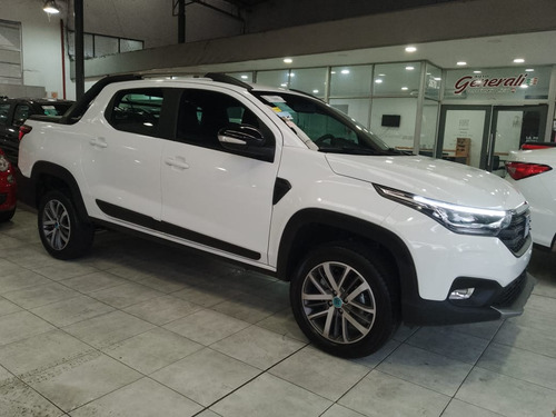 Fiat Strada 1.3 Volcano Cvt