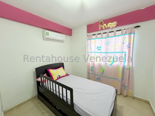 *jl/ Tu Nuevo Hogar Espera! Apartamento En Venta Zona Oeste Barquisimeto Lara, Venezuela /josé López/ # 25-6813 /84 M²