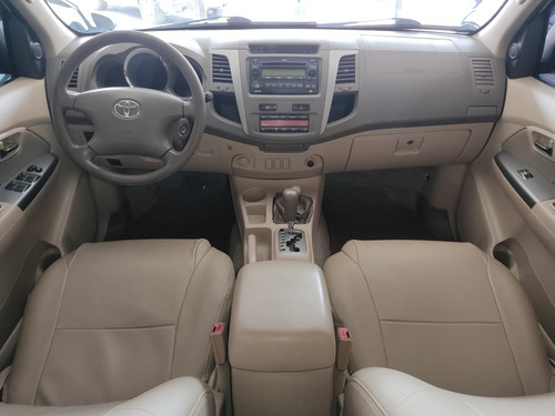 Imagen 11 de 12 de Toyota Fortuner Sr5