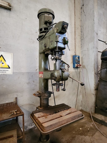 Industria Metalúrgica En Venta De 4400m2 Ubicada En Malvinas Argentinas