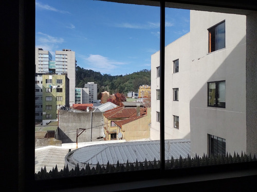 Amplia Oficia Ubicación Excelente En El Centro De Concepción