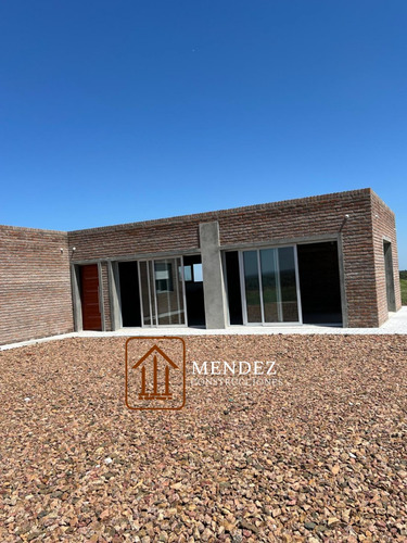 Casas Ladrillo Bolseado Y Plancha 3 Dormitorios U$s 28,000