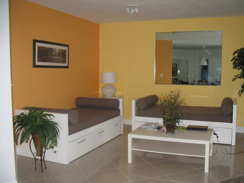 Departamento En Miami. Piso 14. Sobre La Playa. Vista Al Mar