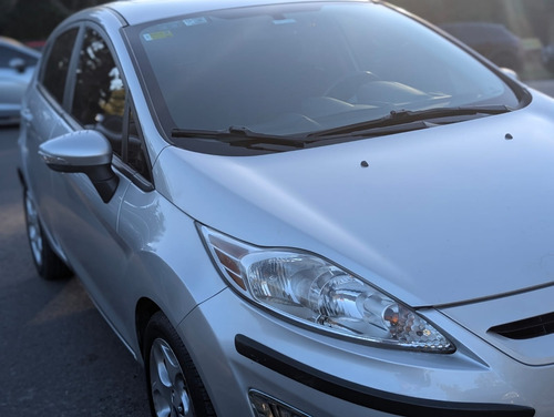 Ford Fiesta Kinetic 1.6 Design 120cv Titanium